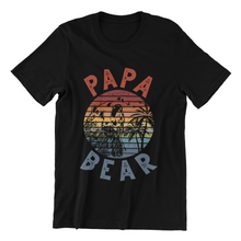 Laden Sie das Bild in den Galerie-Viewer, Vintage Papa Bear Herren T-Shirt